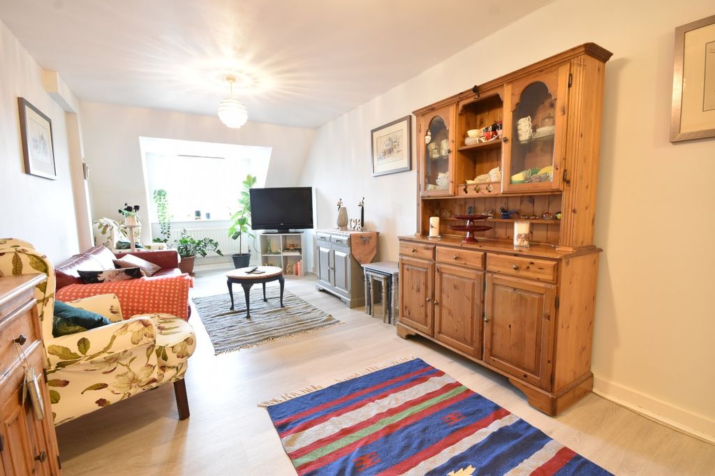 Property photo 2 of 11 Picture No. 01