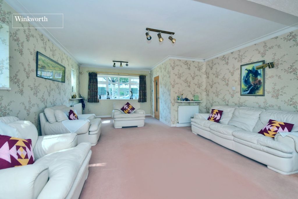 Property photo 3 of 20 Picture No. 32