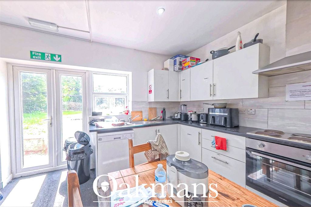 Property photo 2 of 35 Picture No. 34