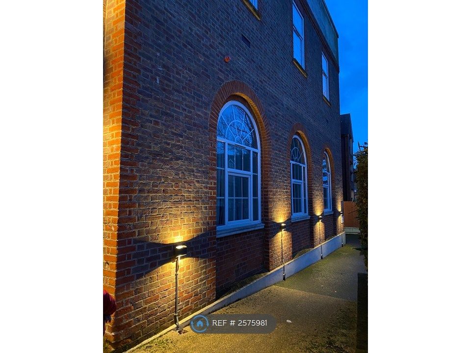 Property photo 2 of 19