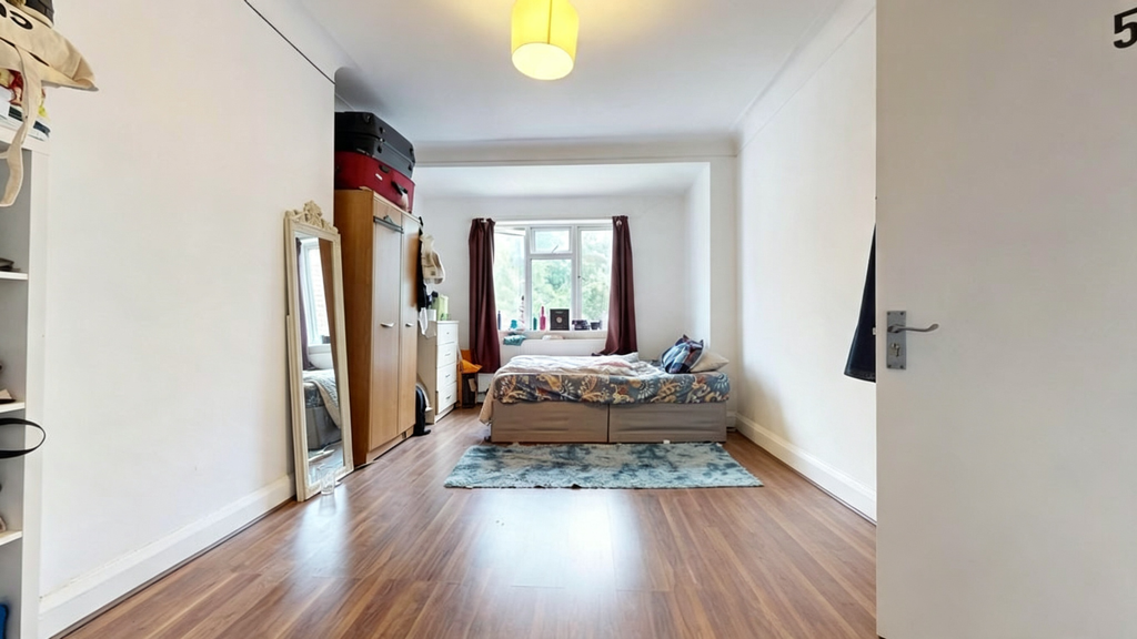 Property photo 2 of 17 Homely Clutter-Free (1)