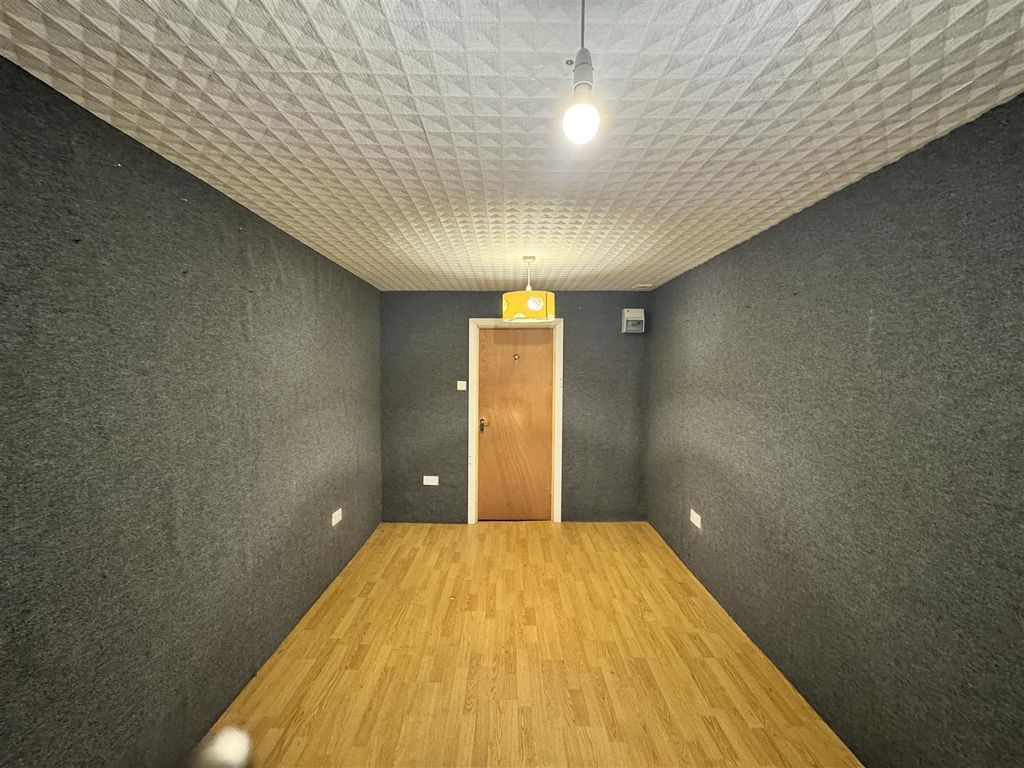 Property photo 1 of 11 Img_2674.Jpg
