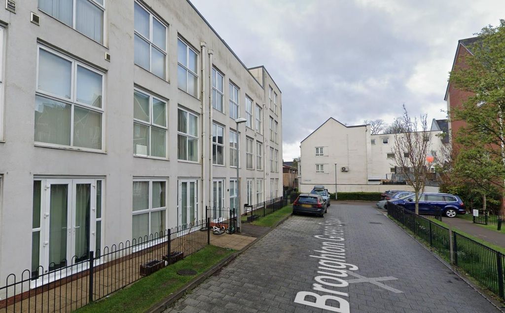 Property photo 1 of 6 O_1Hm3U18Du1Fqb1Bsro629Rp18H20.Png