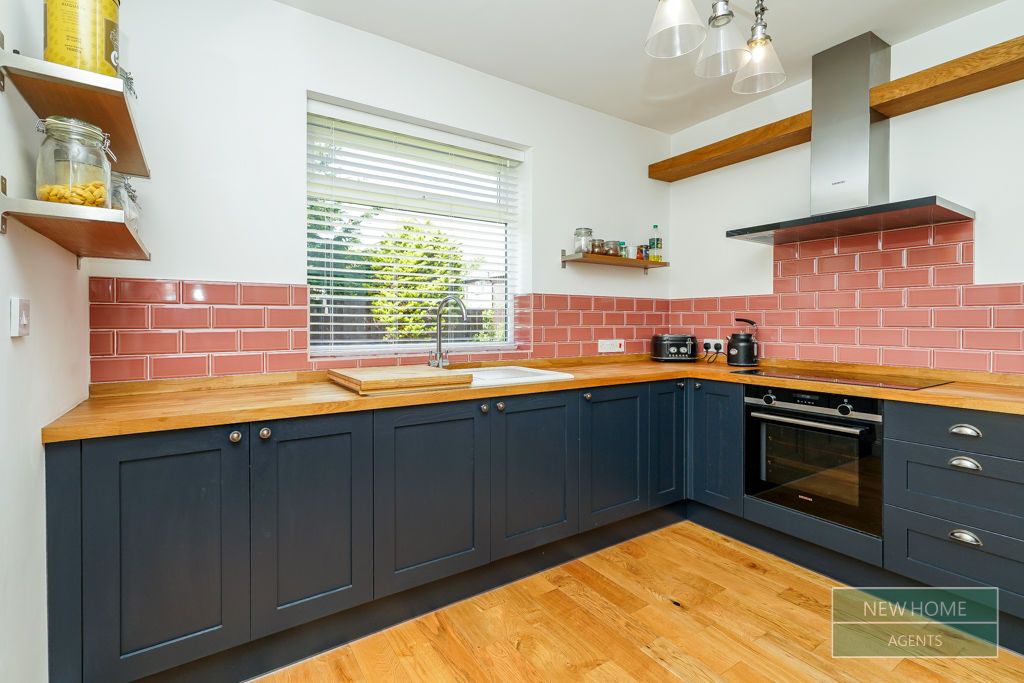 Property photo 2 of 19 Photo 10