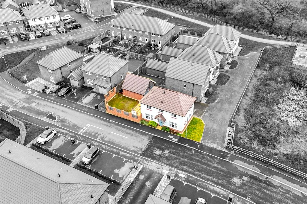 Property photo 1 of 27 Picture No. 29