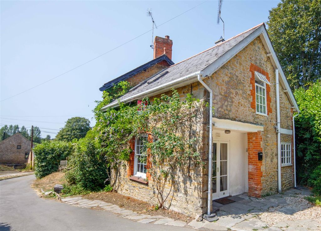 Property photo 1 of 13 Exterior 2 No Car (002).Jpg