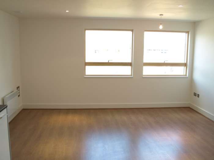 Property photo 3 of 6