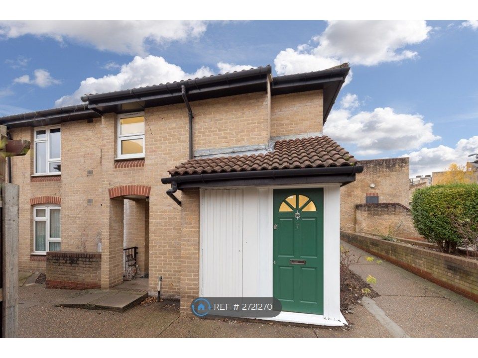 Property photo 1 of 5 Entrance