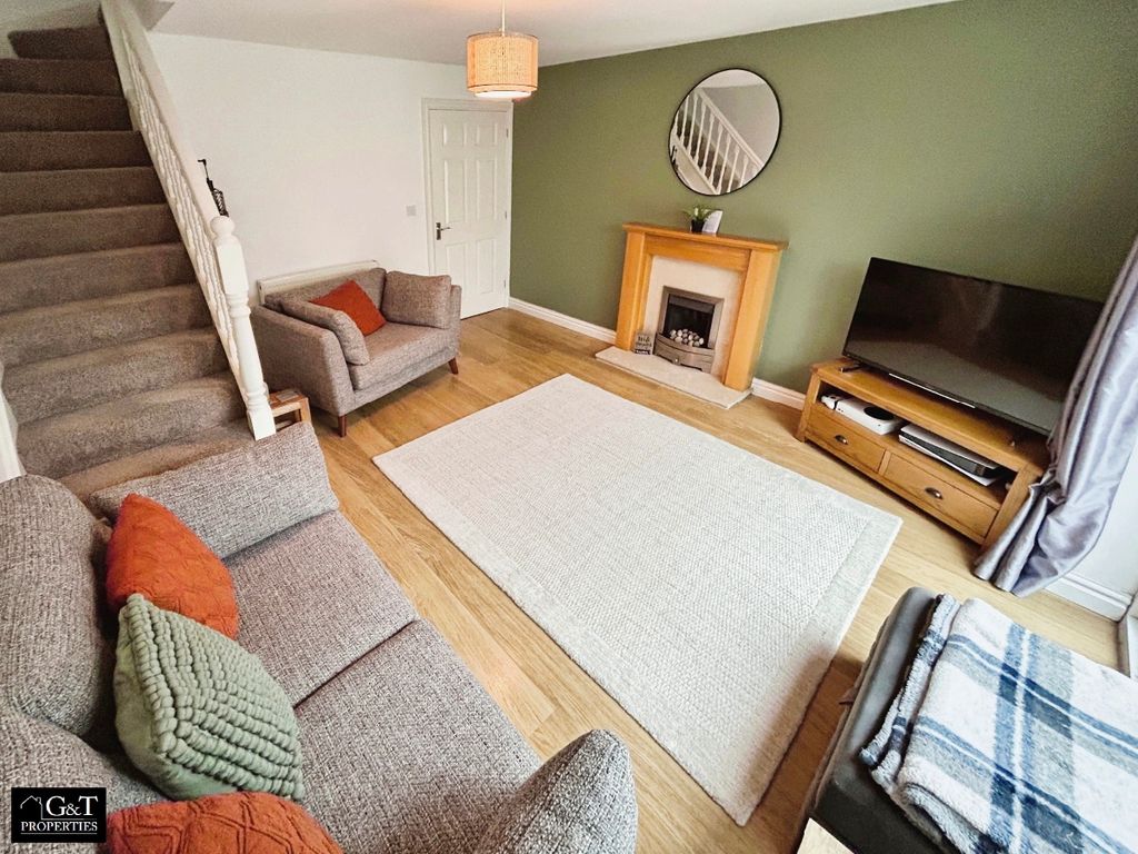 Property photo 3 of 14 Reception Room