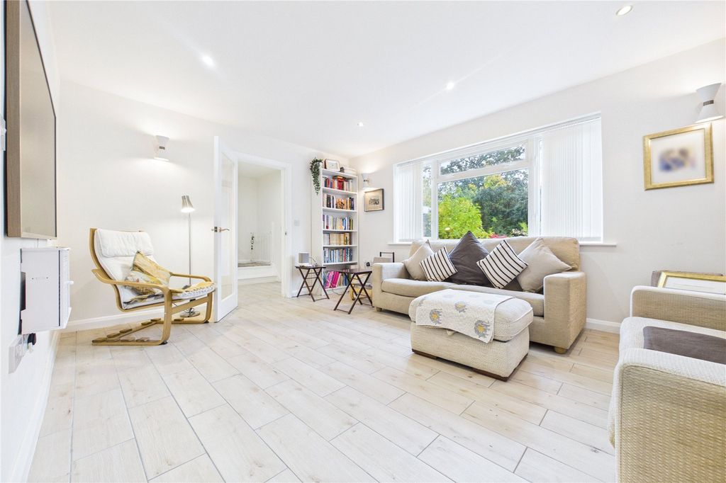 Property photo 2 of 15 Living Room