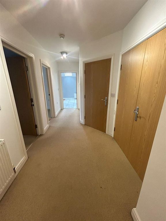 Property photo 2 of 17 Whatsapp Image 2026-06-18 At 1.44.03 Pm (1).Jpeg