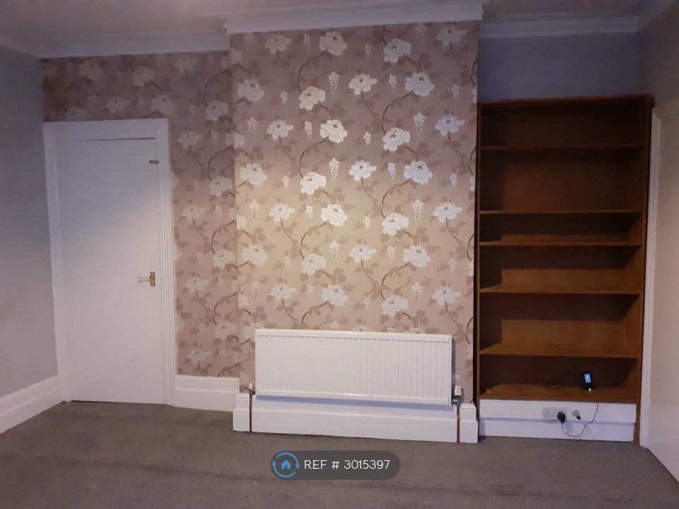 Property photo 2 of 31