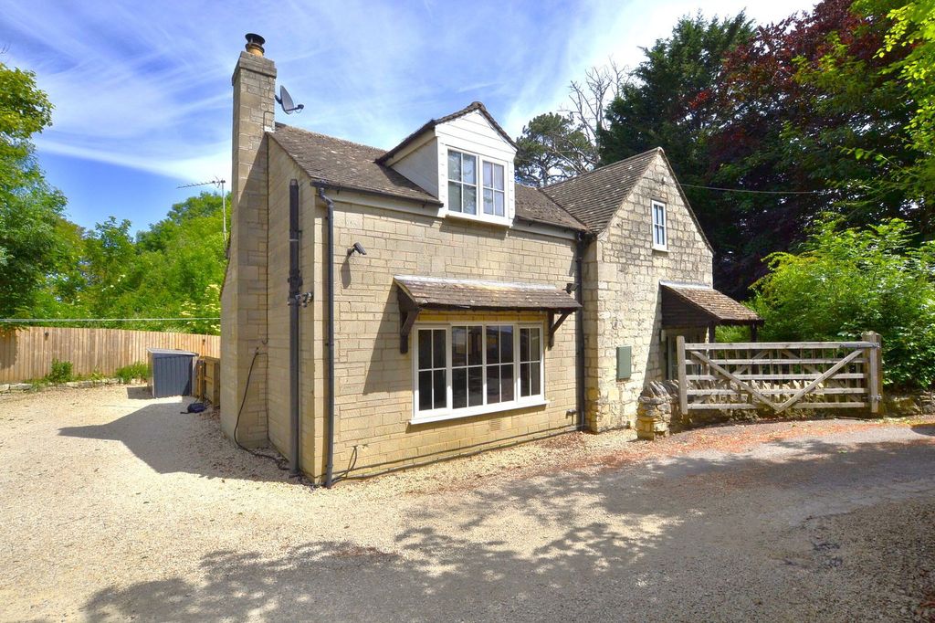 Property photo 1 of 38