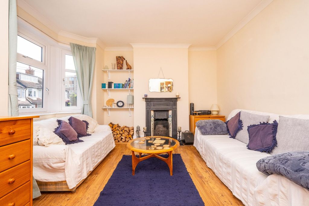 Property photo 2 of 15 Living Room