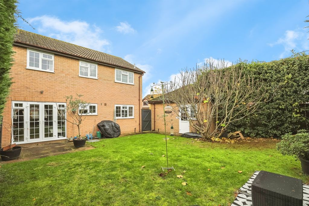 Property photo 1 of 13