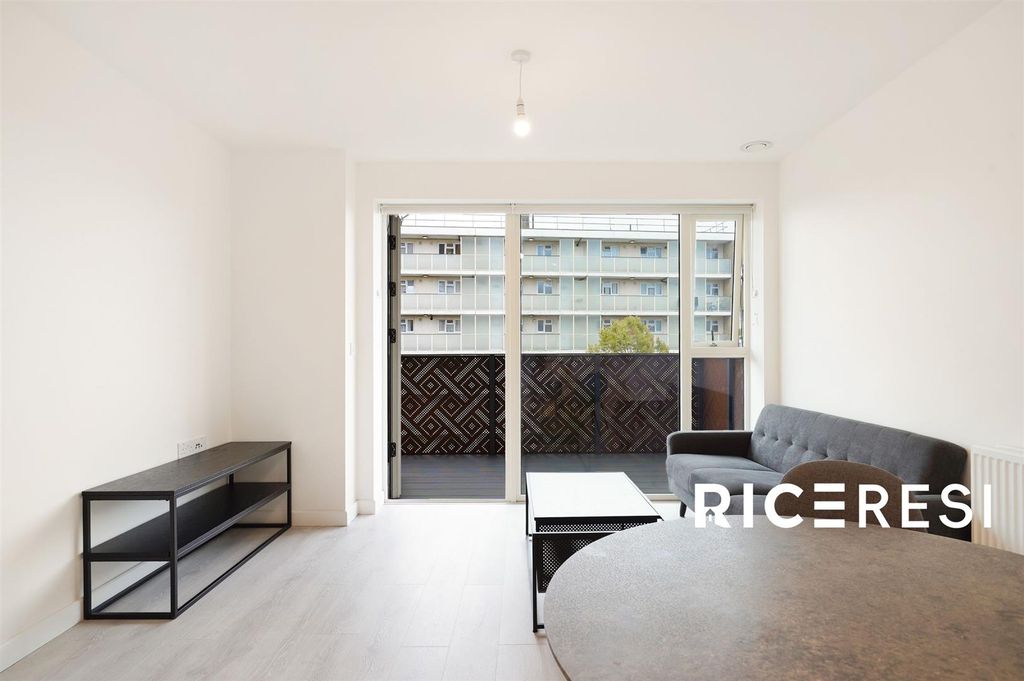 Property photo 3 of 15 Flat 22, Garraway Apartments - 6Pj03Awtsnh2Cpzhzrv