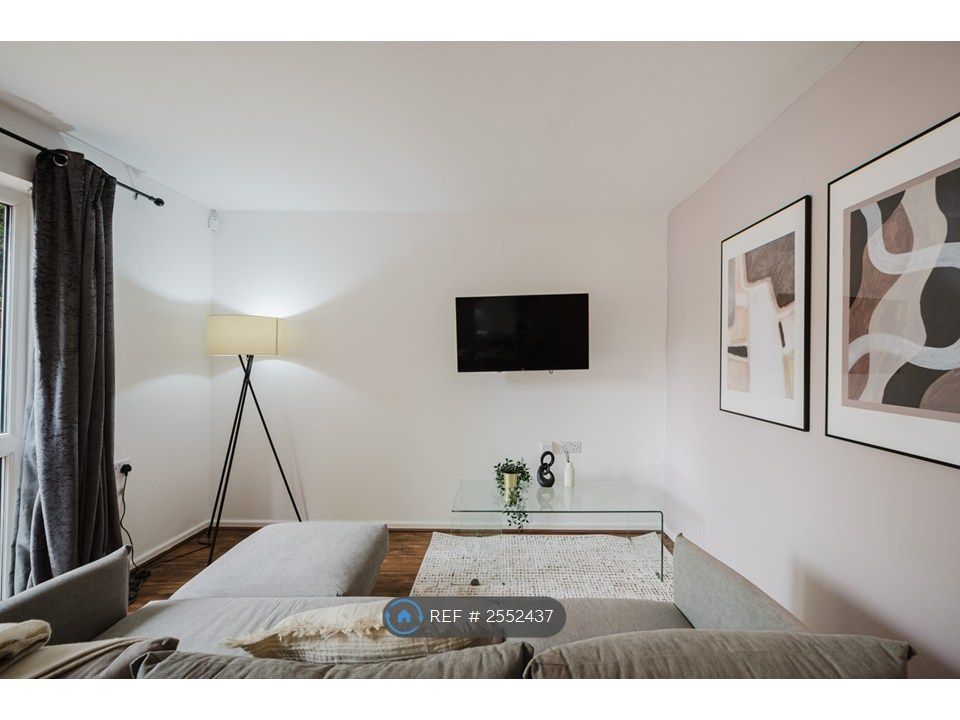 Property photo 1 of 25