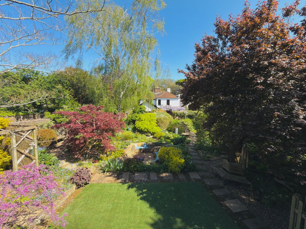 Additional image 26 of 5 bed detached house for saleBangors Road South, Iver SL0