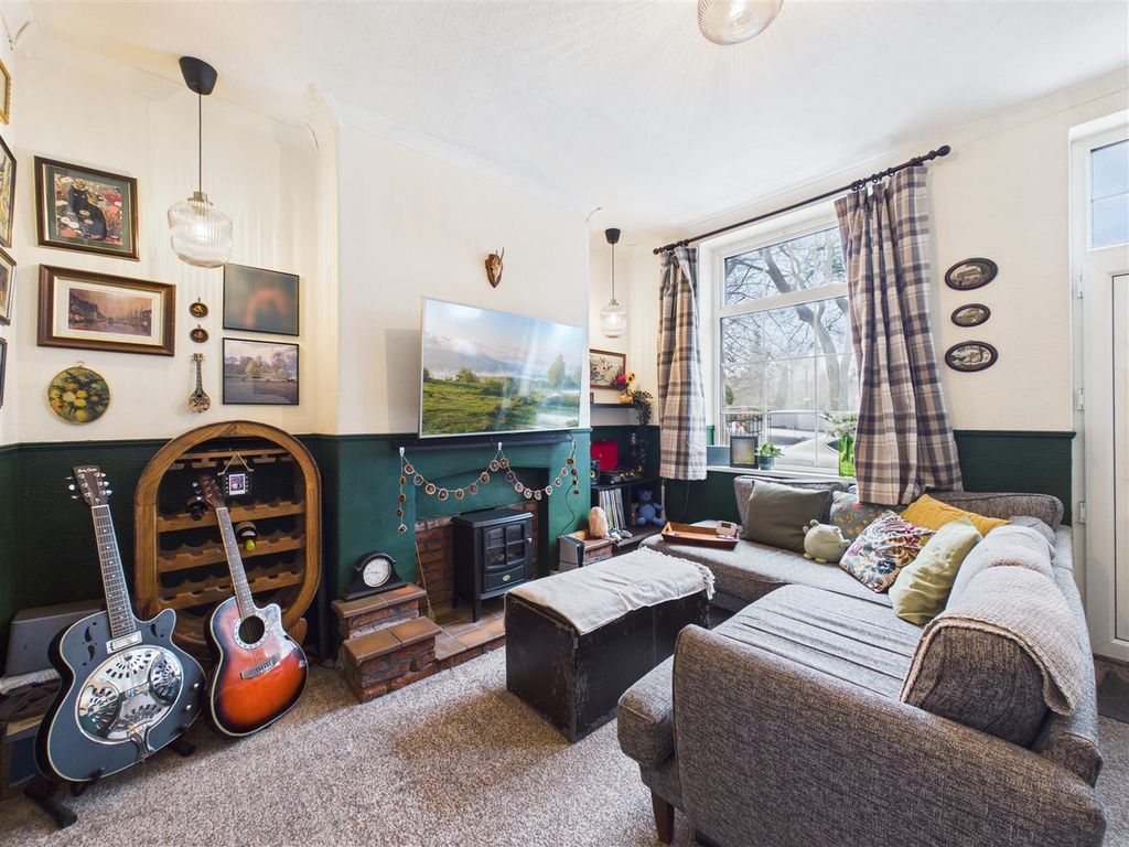 Property photo 2 of 11 Cam05207G0-Pr0083-Still002.Jpg