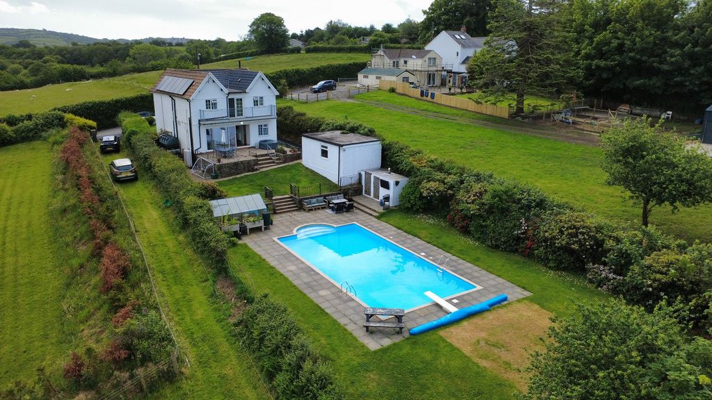 Property photo 2 of 32 Not Specified