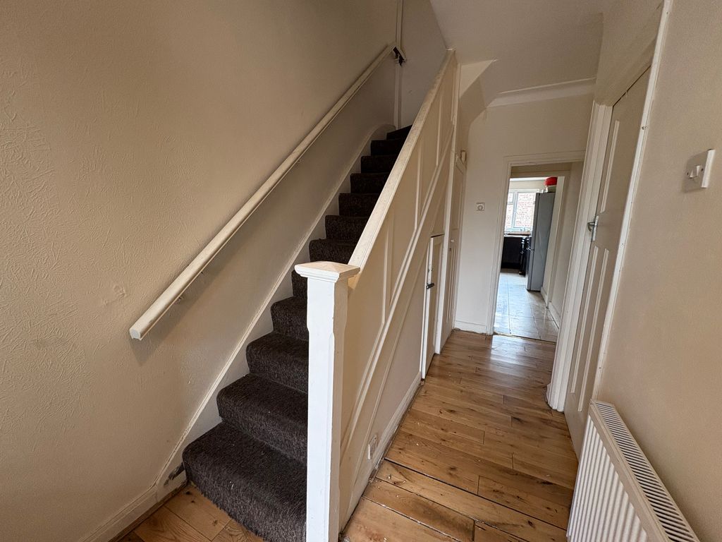 Property photo 3 of 7 Img_7242