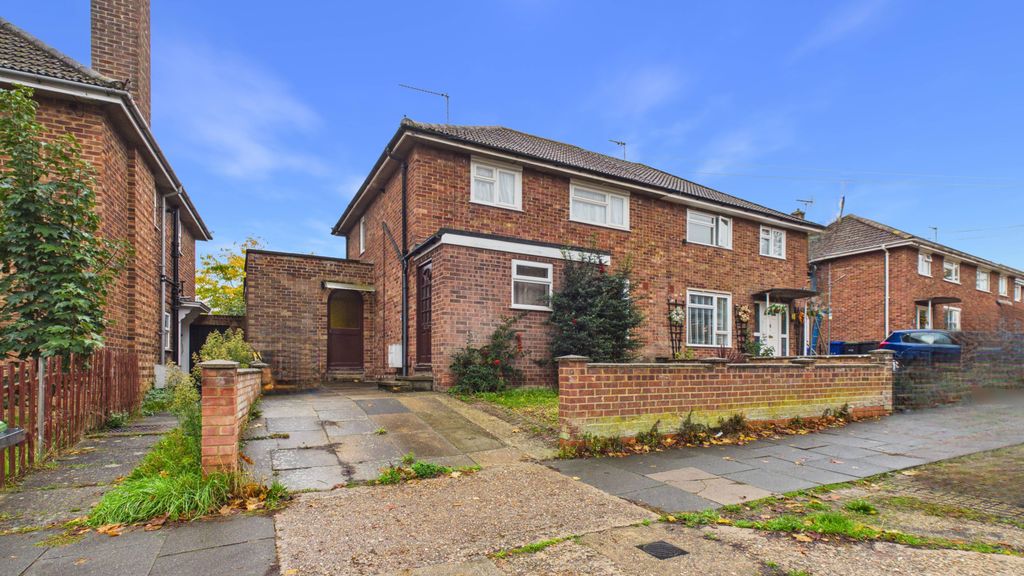 Property photo 1 of 9