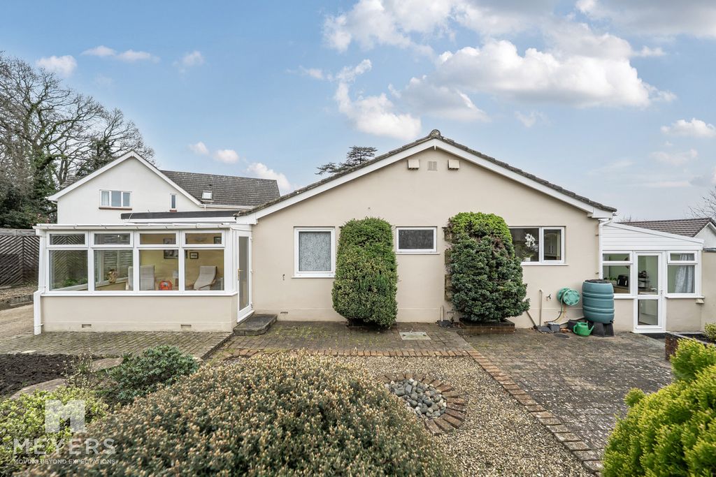 Property photo 3 of 22