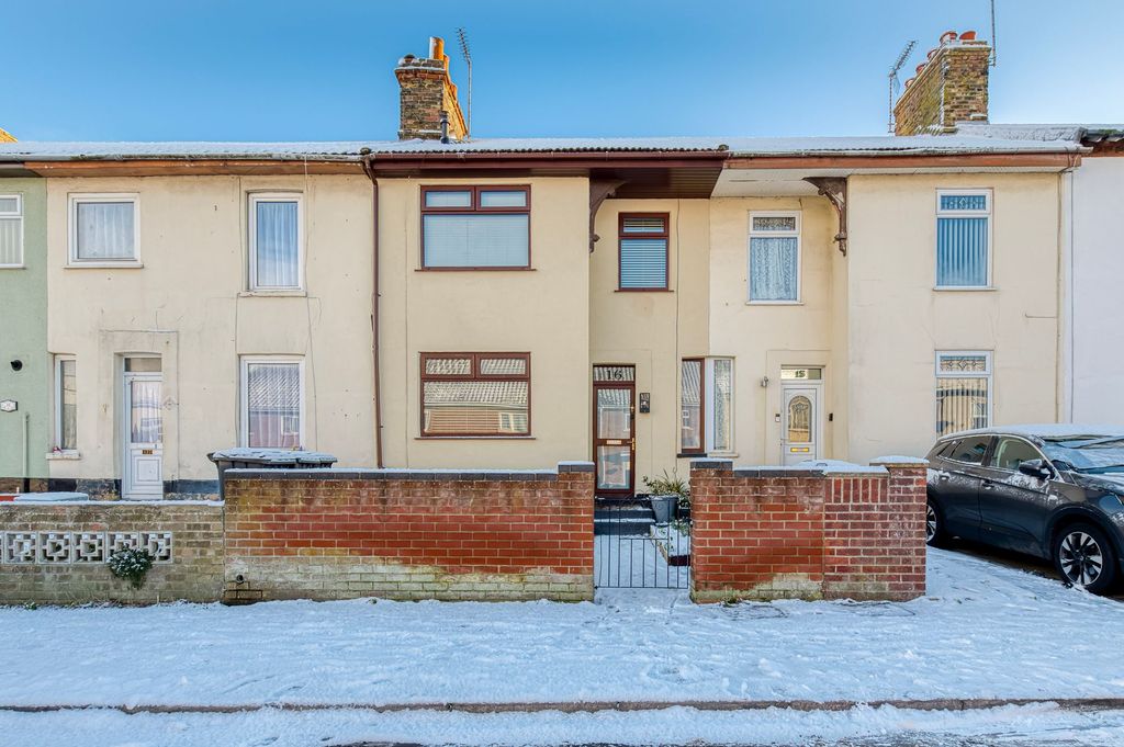 Property photo 1 of 19