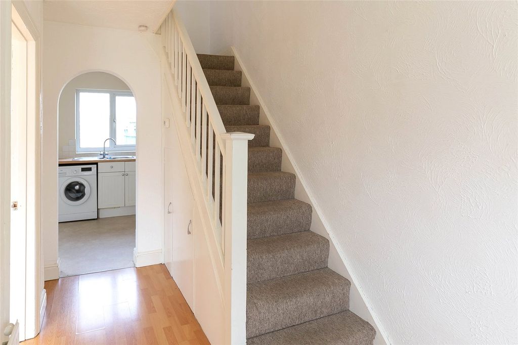 Property photo 2 of 12 Picture No. 19