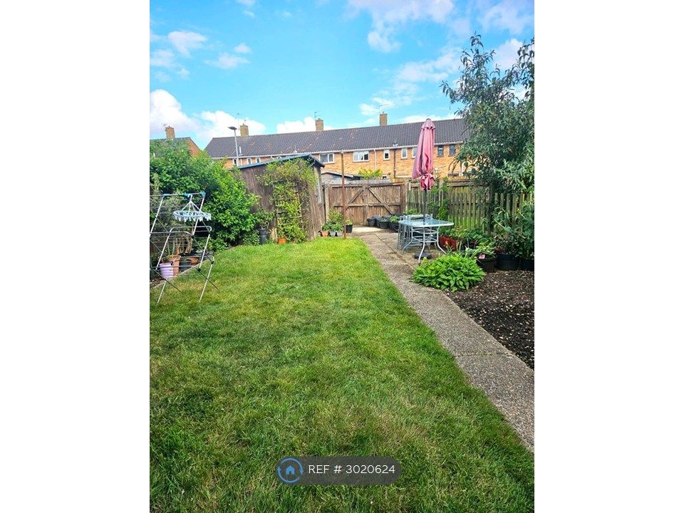 Property photo 3 of 25 Garden