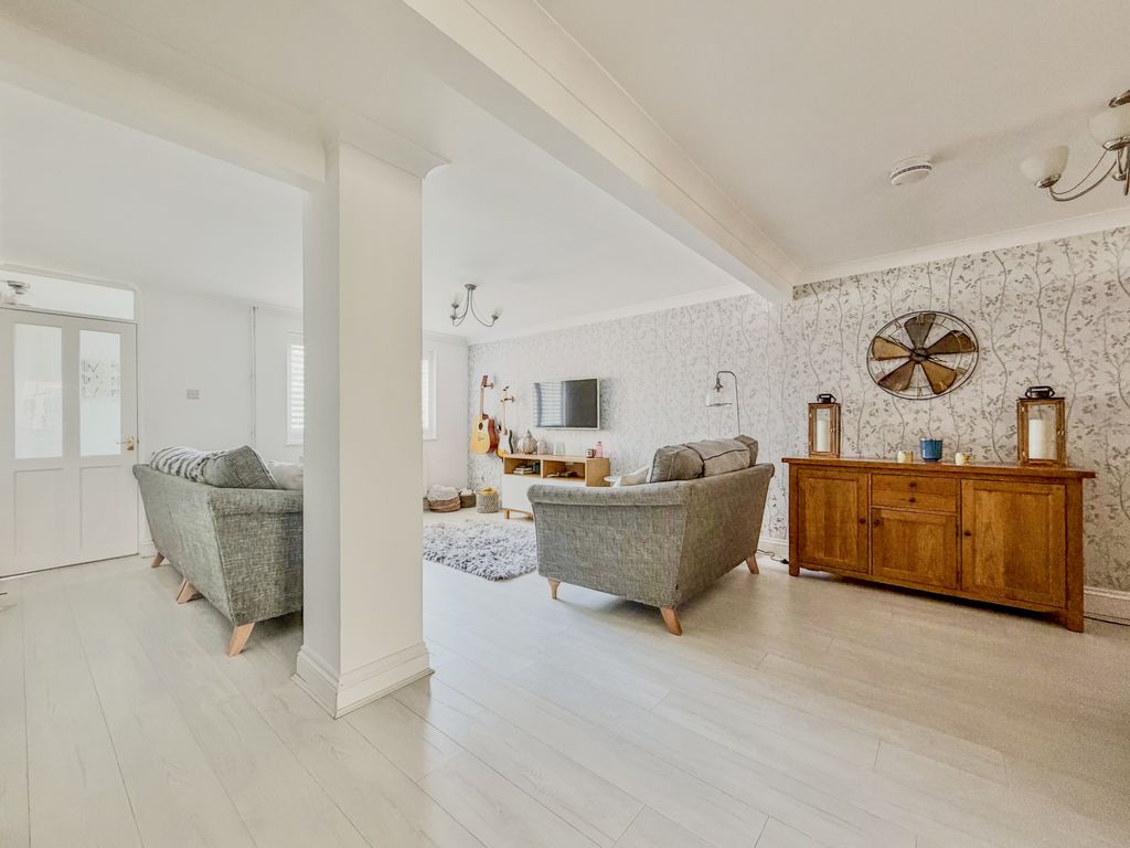 Property photo 2 of 21 Akeman Residential