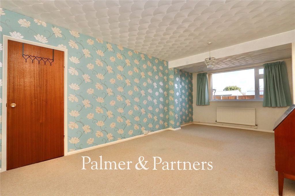 Property photo 3 of 18 Picture No. 12