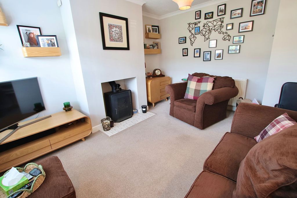 Property photo 3 of 23