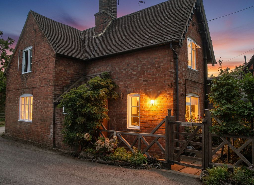 Property photo 1 of 22