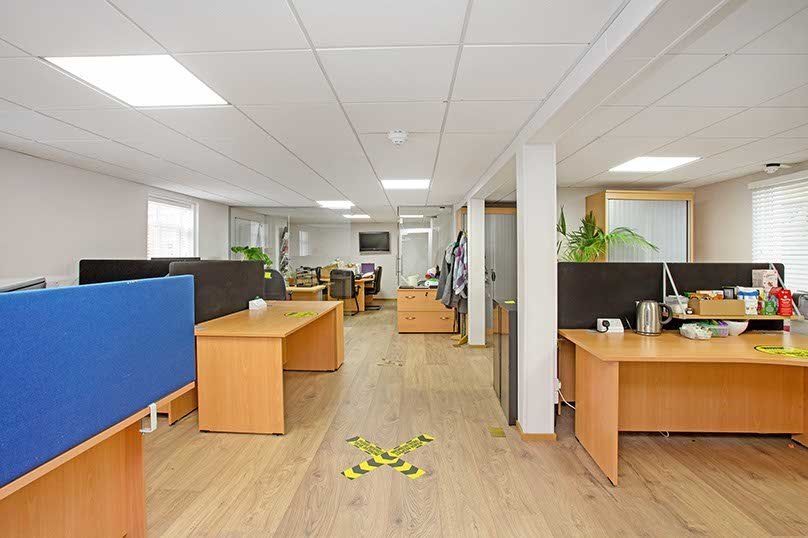 Property photo 1 of 7