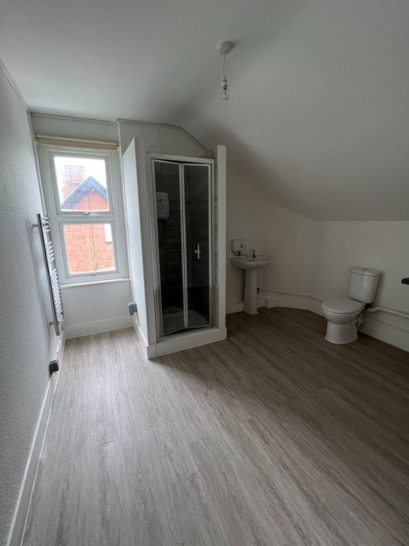 Property photo 3 of 30