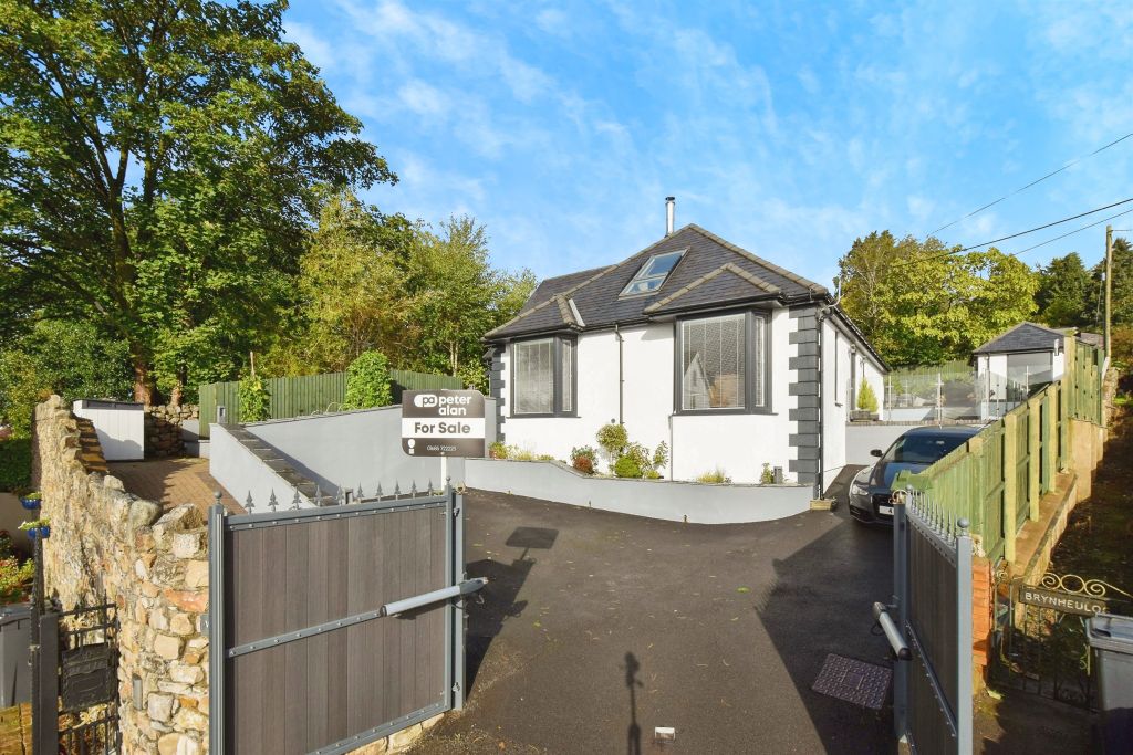 Property photo 3 of 34