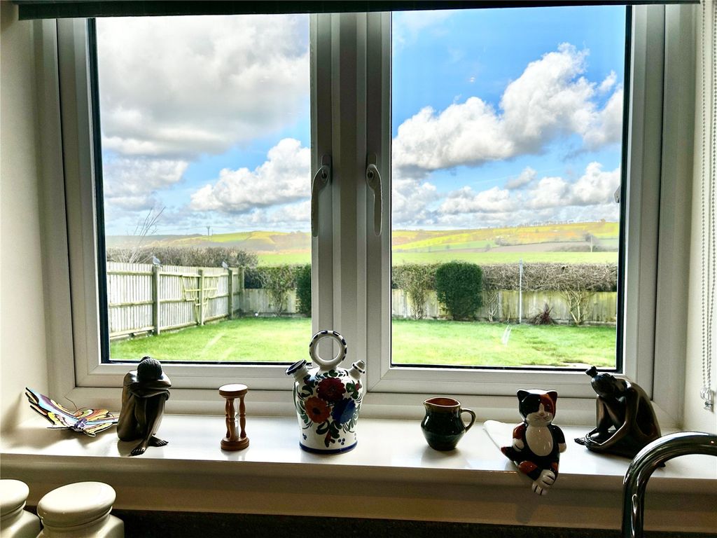 Property photo 2 of 9 Picture No. 09