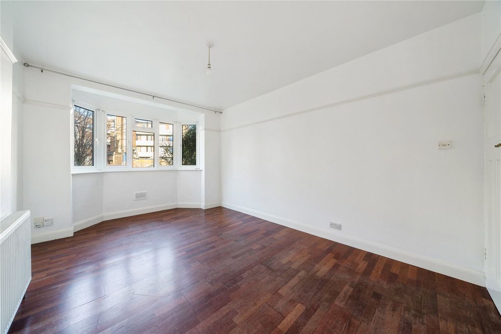Property photo 3 of 10 Picture No. 17