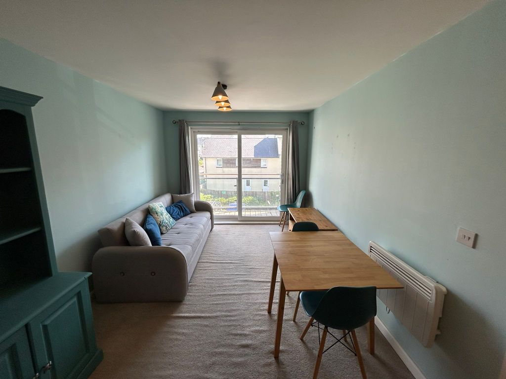 Property photo 2 of 5 Lounge