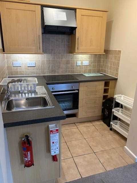 Property photo 3 of 5 Kitchen