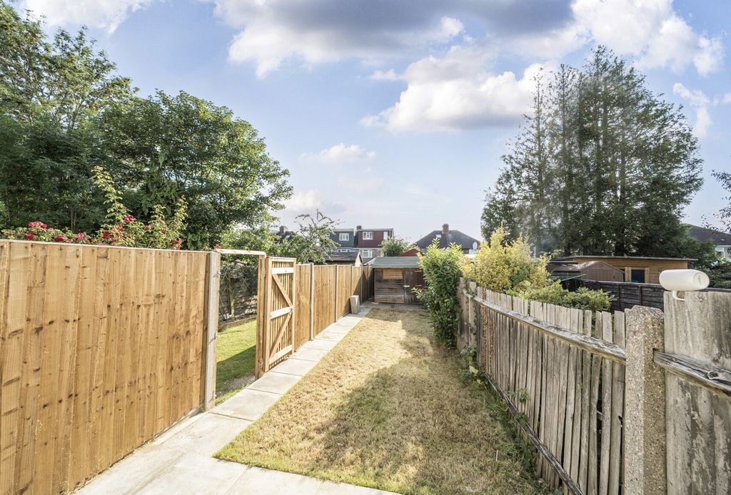 Property photo 3 of 10 1309518-17-68505A...