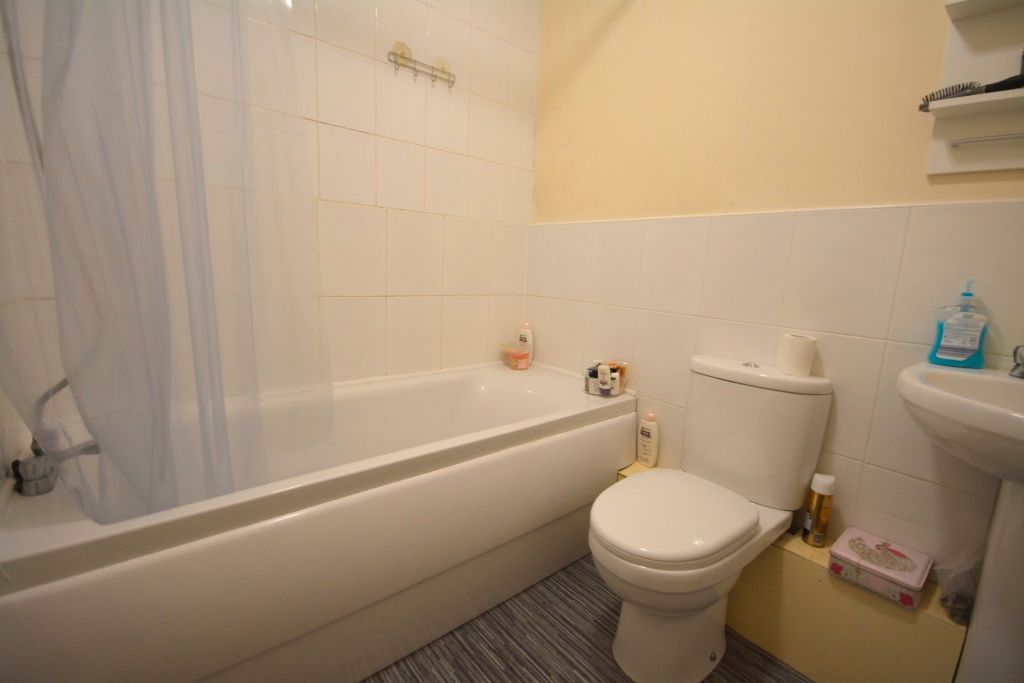 Property photo 3 of 5 Photograph 3