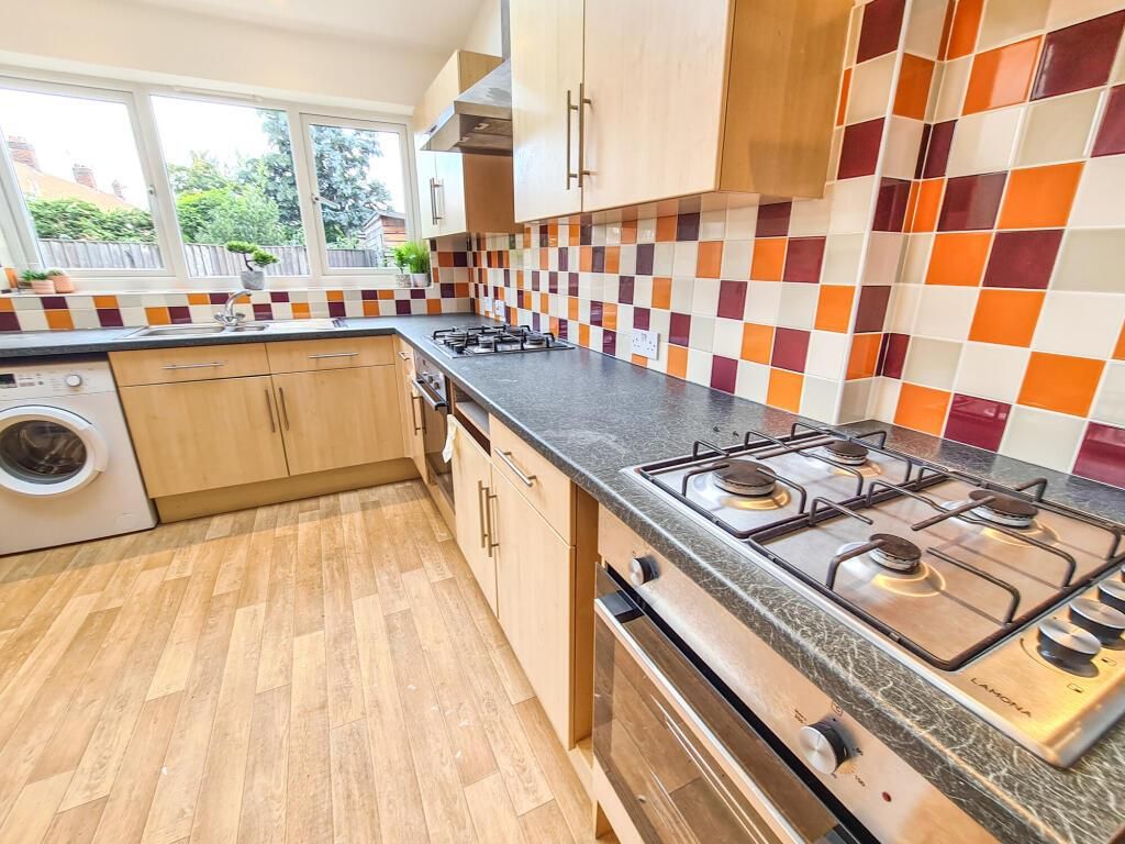 Property photo 2 of 16 Image