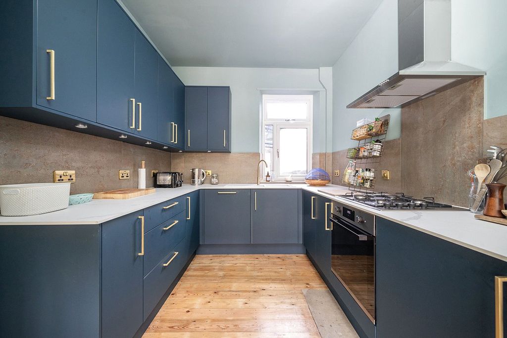 Property photo 3 of 20 Picture No. 25