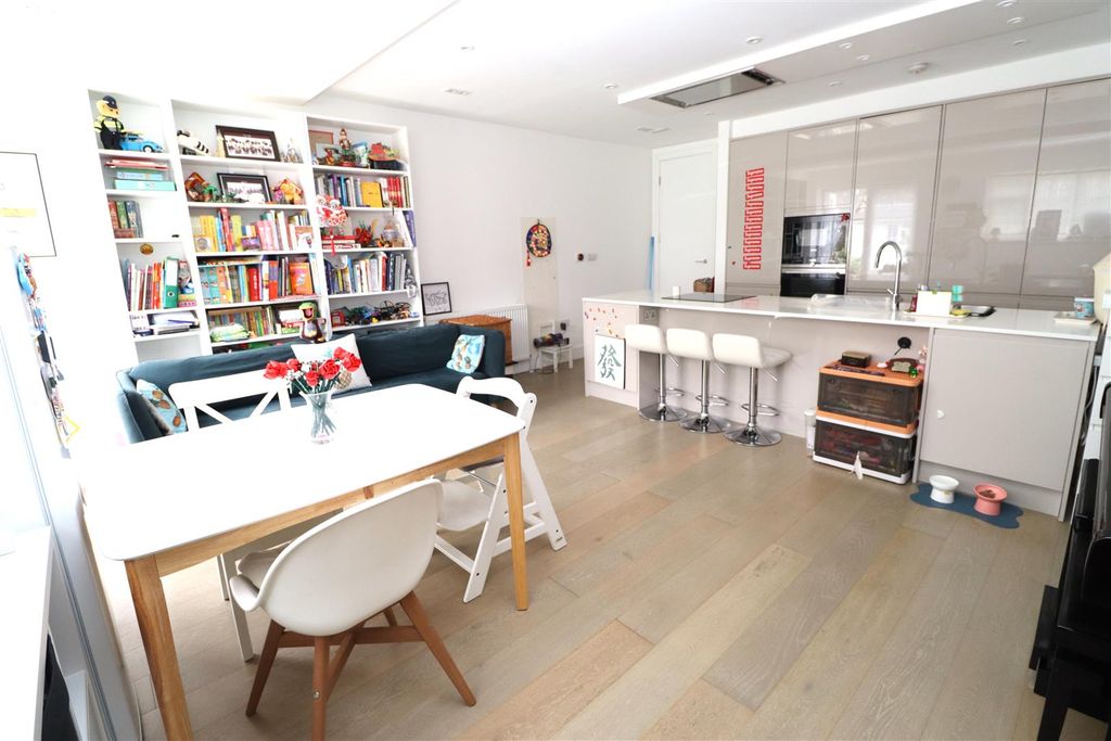 Property photo 2 of 20 Img_1350.Jpg