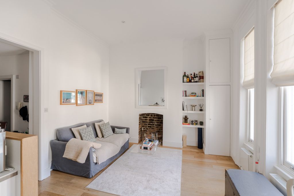 Property photo 3 of 9 Reception Room