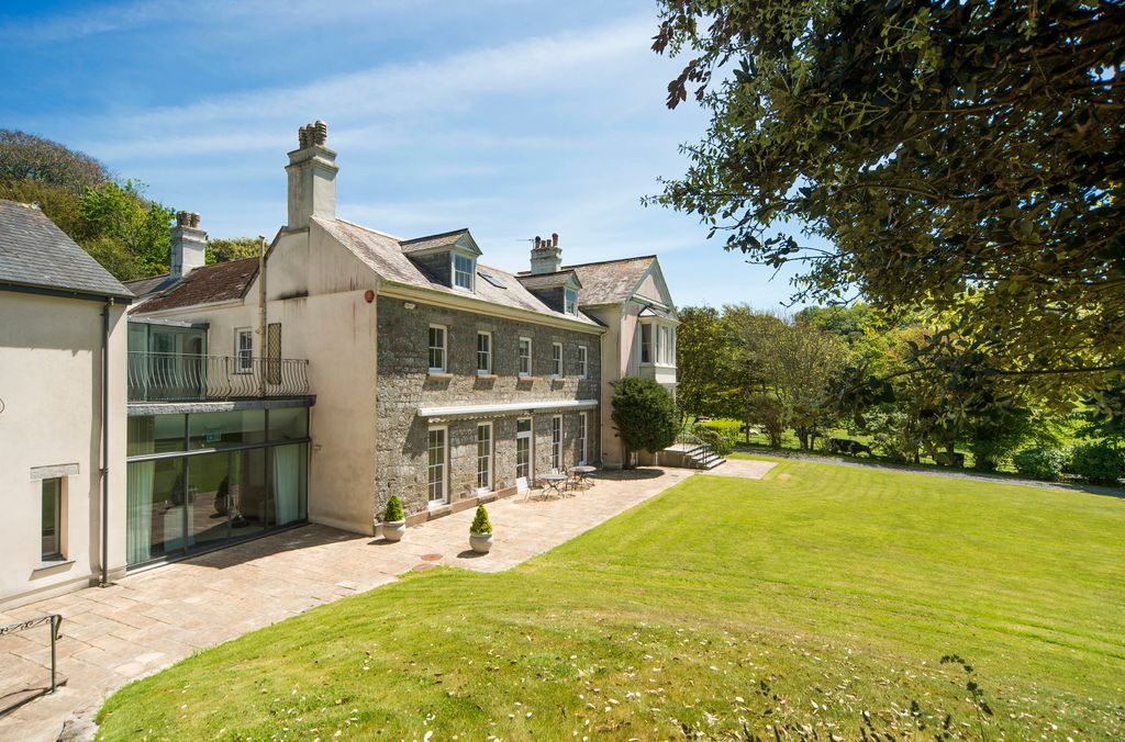 Property photo 2 of 42 Nansloe Manor And Nansloe Lodge, Helston, Cornwall, Tr13 0Sb