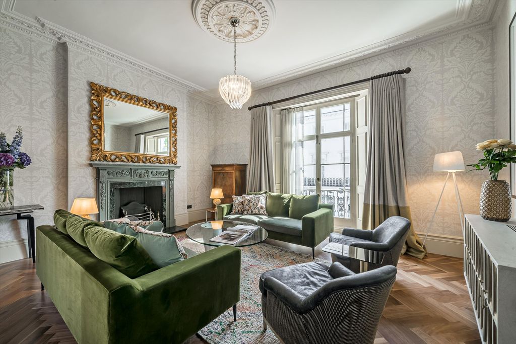 Property photo 1 of 17 Image