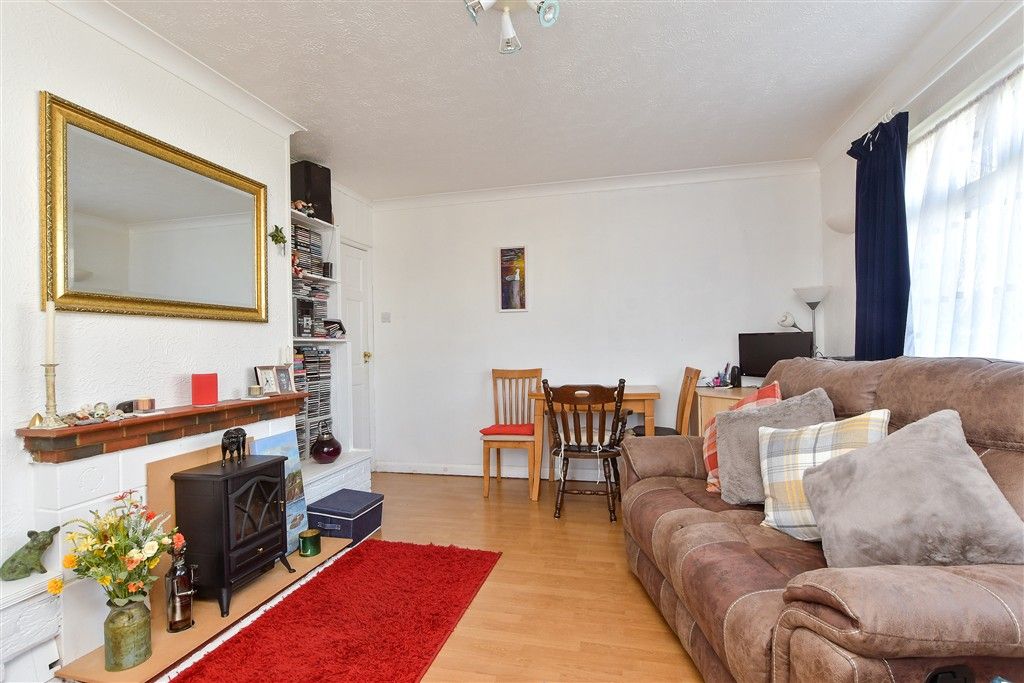 Property photo 2 of 13 Lounge/ Diner